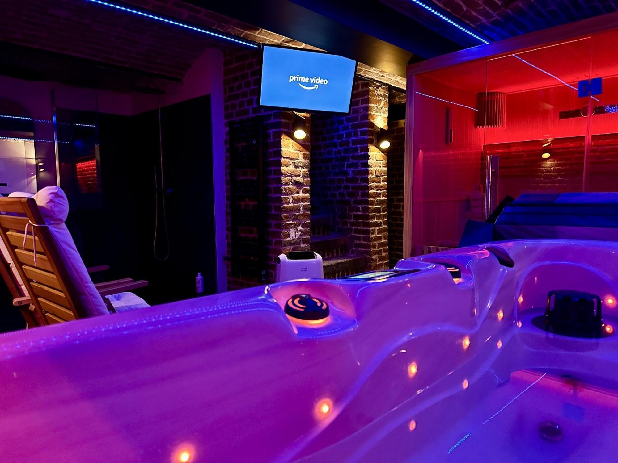 Le Bijou - Appartement, Sauna Et Jacuzzi - Lille Kültér fotó