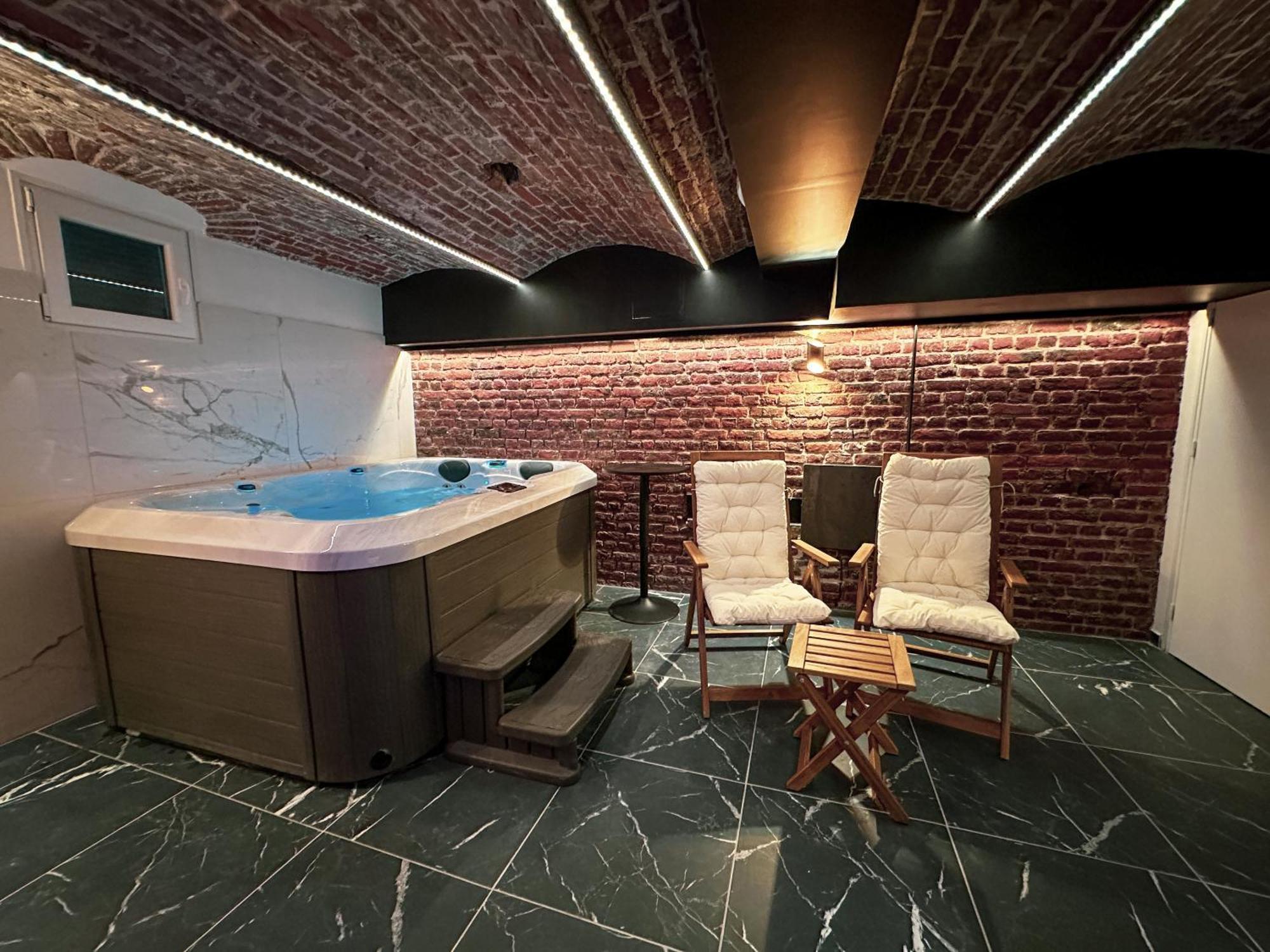 Le Bijou - Appartement, Sauna Et Jacuzzi - Lille Kültér fotó